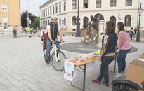 Meghívták egy reggelire a kerékpárral közlekedőket az Erzsébet téren