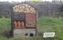 Házi készítésű méhecskehotelekkel segíthetjük a beporzó rovarokat