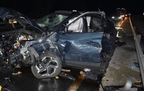 Könnyű sérüléseket szenvedett az M7-esen szalagkorlátot átszakító román sofőr