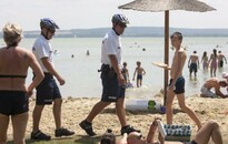 A rendőrség felkészült a balatoni és velencei-tavi turisztikai idényre