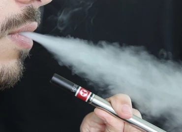 Az új típusú dohánygyártmányok forgalmazási feltételeire hívja fel a figyelmet a NAV 