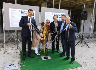 Ünnepélyes alapkőletétel Balatonszemesen – indul a MIA-Balaton építése
