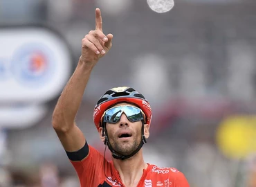 Giro d'Italia: rajthoz áll a kétszeres győztes Nibali