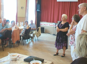 Gulyáspartival ünnepelték a Vasutas Nyugdíjas Klub 44. évfordulóját