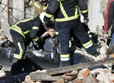 Újabb, ezúttal 6,3-as erősségű földrengés rázta meg Horvátországot, egy halott, sérültek