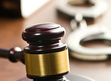Holnap ismét bíróság elé állítják a kanizsai szurkálót – K. Gézának egy lopás miatt is felelnie kell