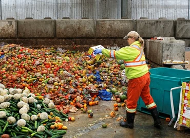 Az EU-ban lakosonként 127 kilogramm élelmiszer ment kárba 2020-ban
