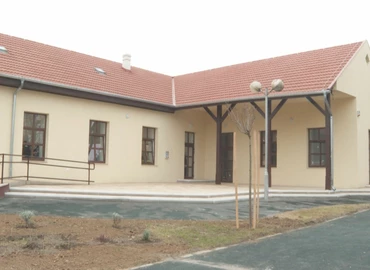 Felavatták a kiskanizsai Sarlós Boldogasszony Plébánia közösségi házát  