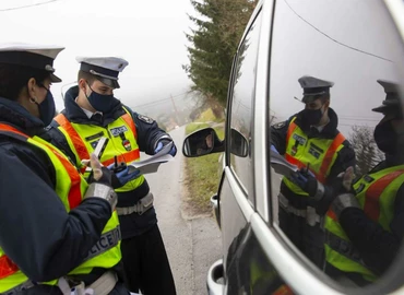 Országos ellenőrzést tart a rendőrség az ittas vezetők kiszűrésére