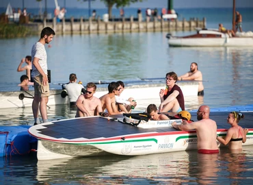 Elindult az I. CoreComm Balaton Solar Boat Challenge