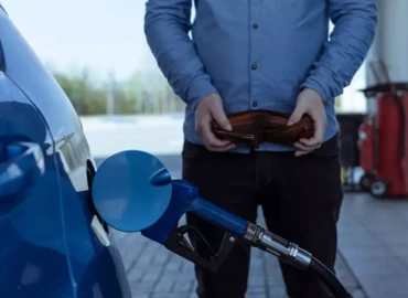 Spórol a magyar autós: a benzinesek 11,8, a dízelesek 21,1 százalékkal kevesebbet tankoltak az első három negyedévben