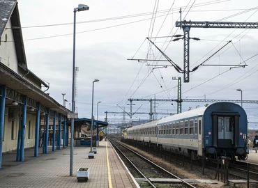 Több mint egymilliárd forintból újul meg a veszprémi vasútállomás